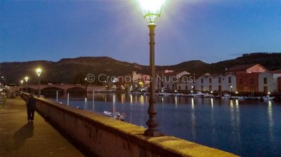 Uno scorcio di Bosa al crepuscolo(foto S.Novellu)