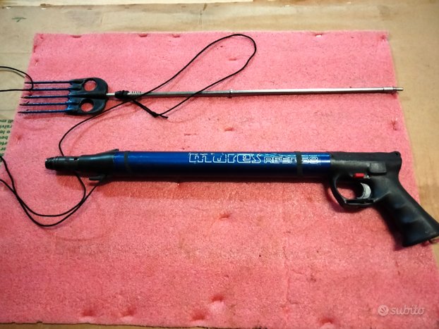 Lite a colpi di fiocine e coltelli: due feriti all’ospedale