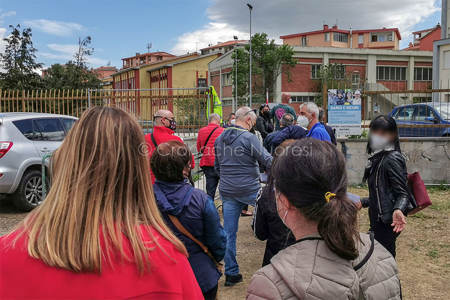 Vaccini. Allungando l’intervallo a 42 giorni subito disponibili 3 milioni di dosi in più