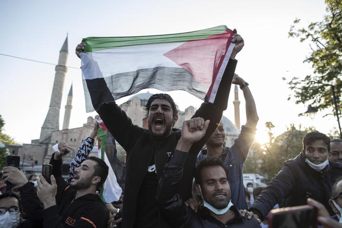 Domani, 21 maggio, sit-in davanti alla sede RAI di Cagliari dell’Associazione Sardegna Palestina e della Comunità Palestinese in Sardegna