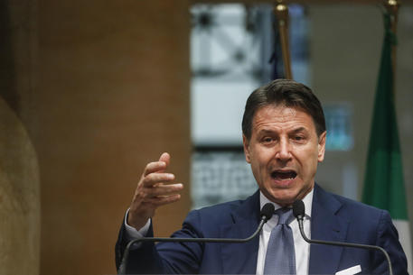 Conte a Grillo: “Non sarò prestanome. Fuori luogo una leadership M5s dimezzata”