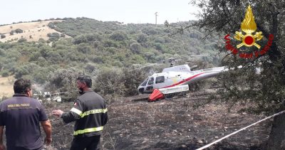 L'elicottero dopo l'incidente a Ozieri