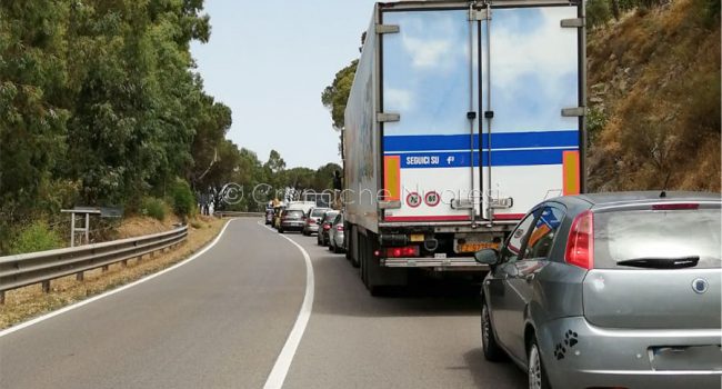 Lunga coda in ingresso a Nuoro per incidente