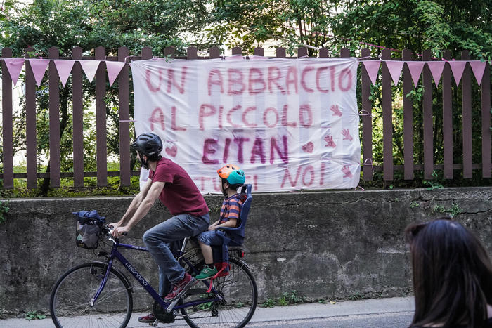 Eitan, sopravvissuto al disastro della funivia, continua a migliorare: sciolta la prognosi