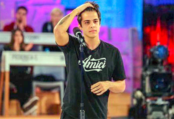 Il cantante Michele Merlo non ce l’ha fatta: muore a 28 anni