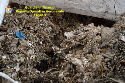 Residui dei liquami nel depuratore di Arbatax