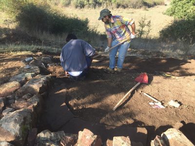 Scavi nel complesso archeologico di Cuccuru Mudeju