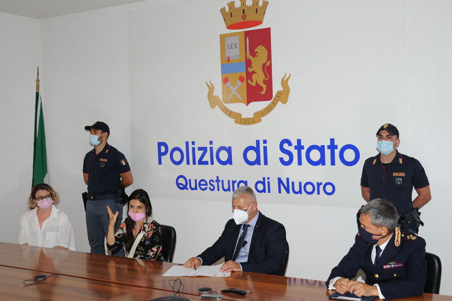 Nuoro. Siglato il protocollo d’intesa tra la Questura e il CAM (Centro d’ascolto per gli uomini maltrattanti)