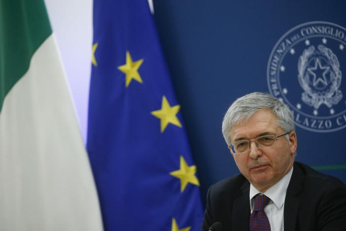 Economia. Franco: si allargano aiuti a fondo perduto per le Partite IVA