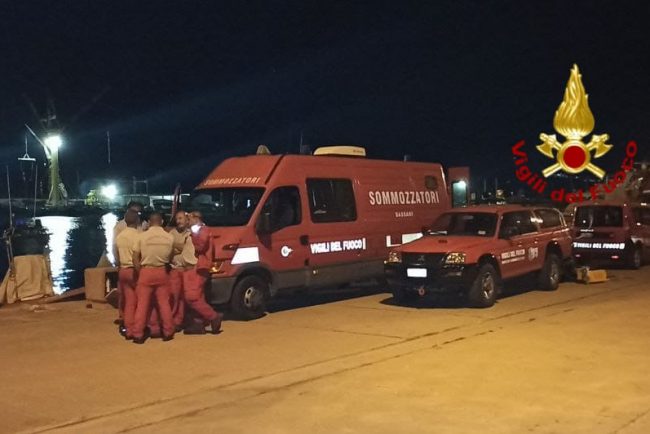 Le ricerche del sub a Cala Luna