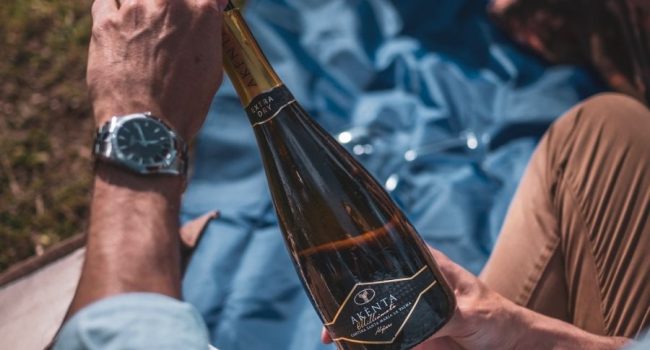 Akènta-Vermentino-Spumante-Sardo-Cantina-Santa-Maria-La-Palma