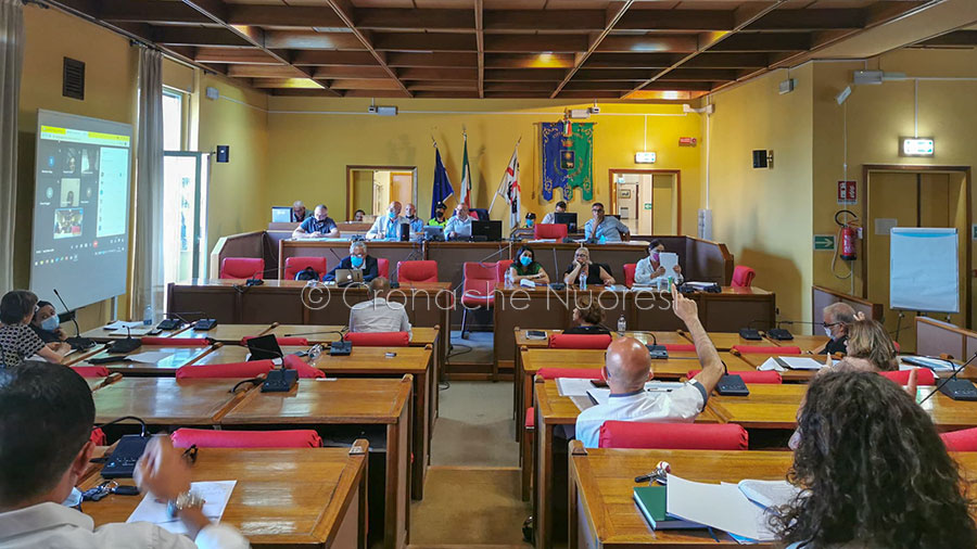 Consiglio comunale. Approvata la nuova TARI ma le riduzioni chieste dall’Opposizione vengono bocciate