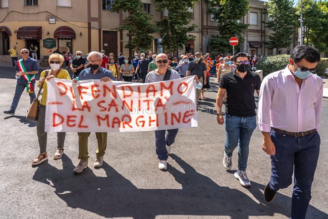 La Sanità del Nuorese e dell'Ogliastra scende in piazza (foto S.Novellu)