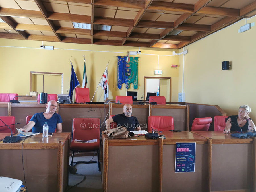 Nuoro. Giovani e operatori di strada danno vita alla rassegna “Cinefuori”