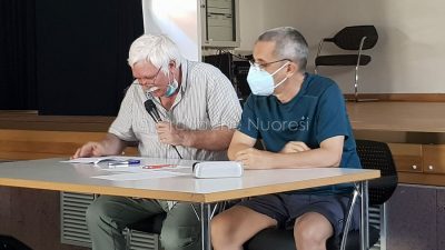 Un momento dell'assemblea a Bauladu
