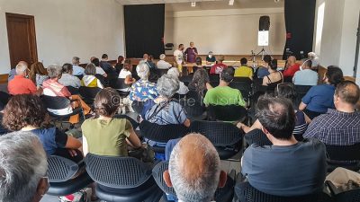 Un momento dell'assemblea a Bauladu
