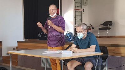 Un momento dell'assemblea a Bauladu