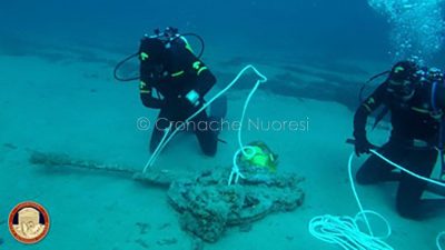 Uno dei reperti sul fondale di Nora