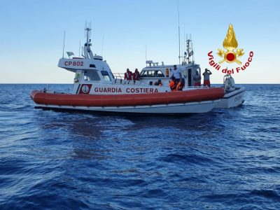 Le ricerche del sub a Cala Luna