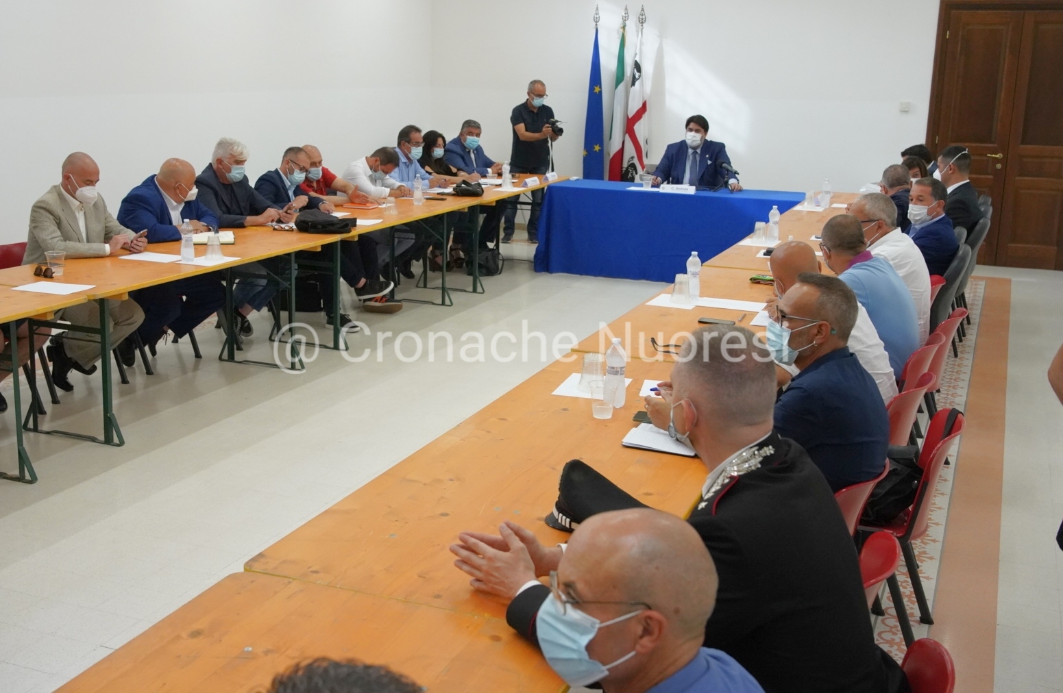 Incendio nel Montiferru. Iniziato il vertice fra Solinas e i sindaci del territorio