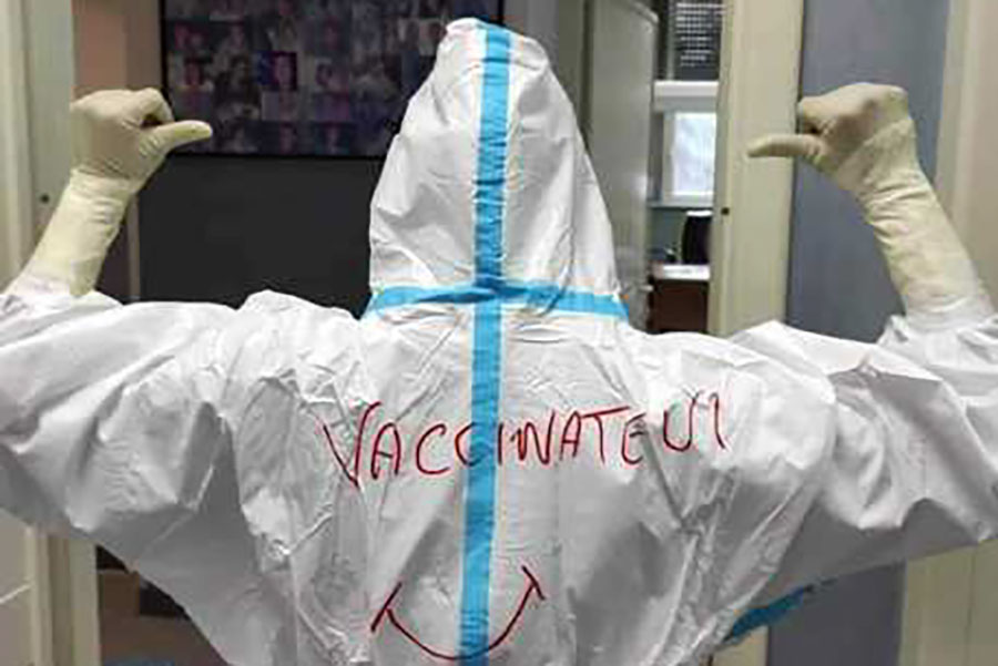 “Vaccinatevi”: da Cagliari l’appello di un’infermiera alla vaccinazione