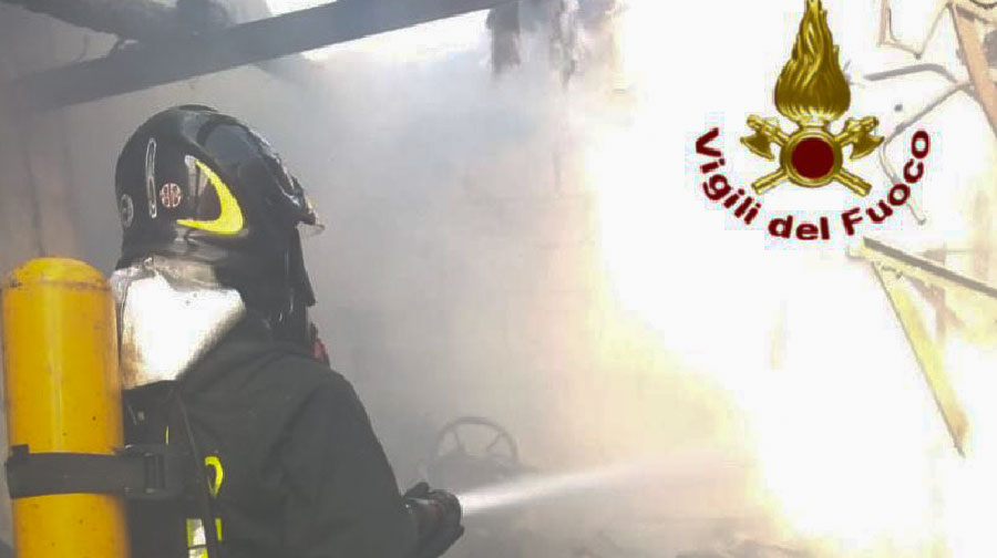 Paura a Sindia: va a fuoco uno scaldino e esplode la bombola a gas