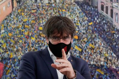 L'ex presidente della Generalitad della Catalogna Carles Puigdemont