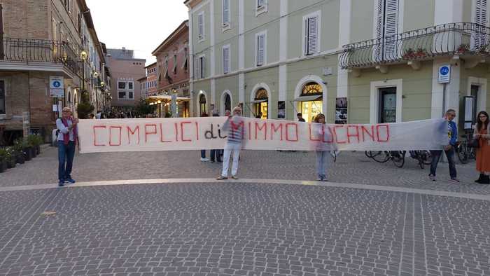 Nuoro. Martedì sit-in di protesta dell’ANPI per la condanna di Mimmo Lucano: “Un’offesa alla solidarietà”