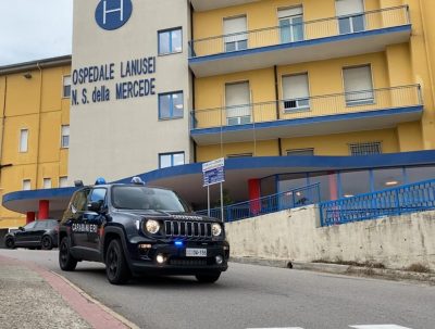 I Carabinieri all'ospedale di Lanusei