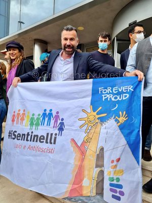 Alessandro Zan alla manifestazione di oggi a Cagliari (foto F.Marroccu)