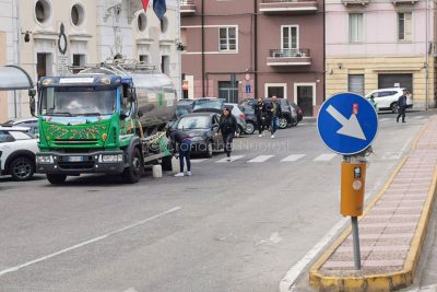 Approvvigionamento idrico in piazza Vittorio Emanuele
