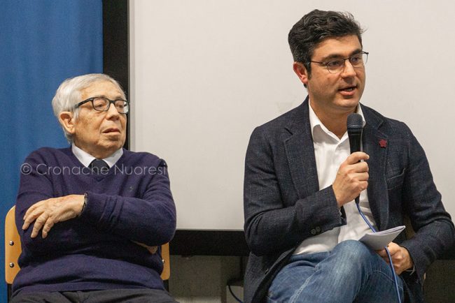Due sindaci di Nuoro a confronto: Gonario Gianoglio e Andrea Soddu (foto S.Novellu)