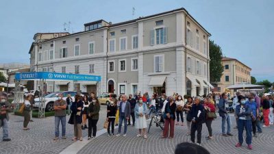 Manifestazione per la condanna di Mimmo Lucano