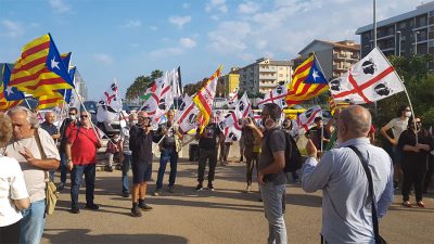 Sit-in alla Corte d'appello di Sassari per il processo a Puigdemont