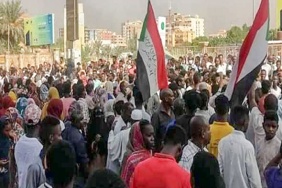 Colpo di stato in Sudan: l’esercito pone ai domiciliari il primo ministro Abdallah Hamdok