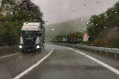 Maltempo, pioggia sulla Statale 554 (foto S.Novellu)