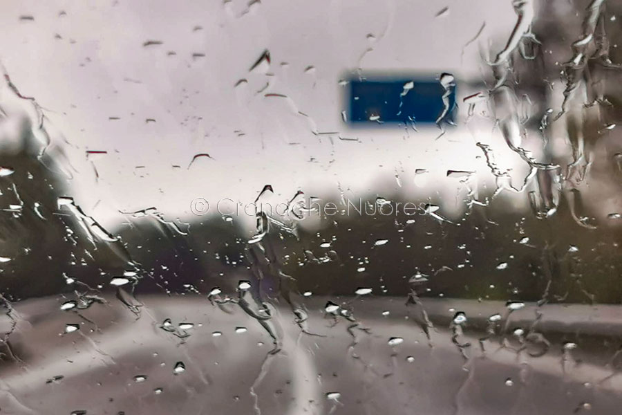 Maltempo. Pioggia e temporali: In Sardegna scatta l’allerta gialla