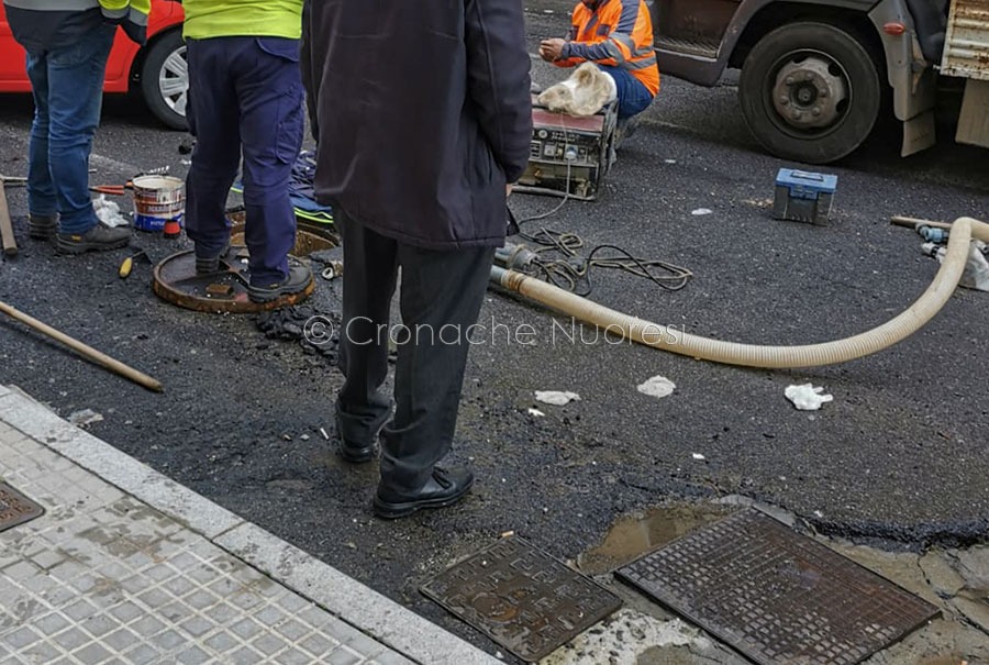Nuoro. Al via i lavori alla rete idrica in via Ballero: scatta il senso unico alternato