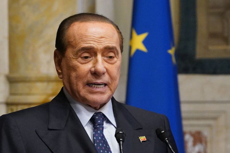 Processo Ruby III. PM: “Berlusconi da uomo con schiave sessuali e amico di Putin a vecchio e malato”
