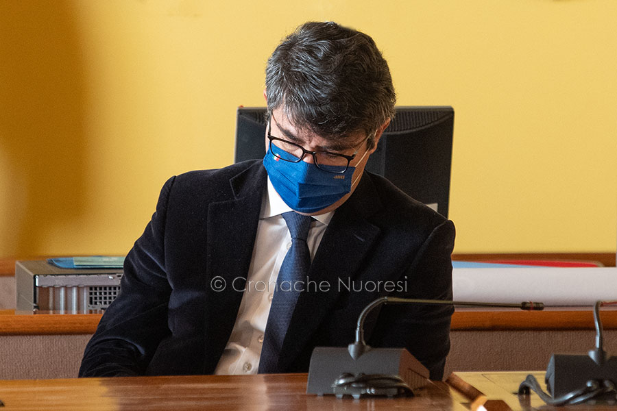 Nuoro. Il Sindaco dispone: “Scuole in DAD fino al completamento dello screening”