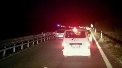 La colonna di auto bloccate per l'incidente