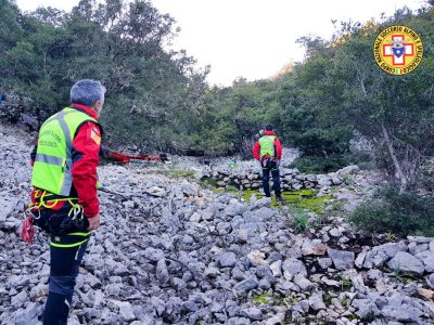 Soccorso Alpino durante le ricerche di Claudio Aresu