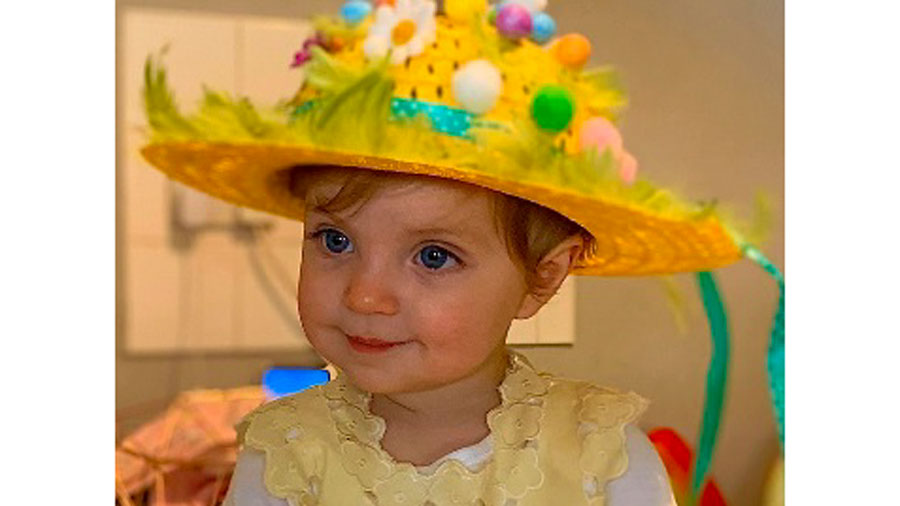 Inghilterra. Bimba di 16 mesi uccisa a pugni dalla fidanzata della mamma: “documentavano gli abusi con foto e video”