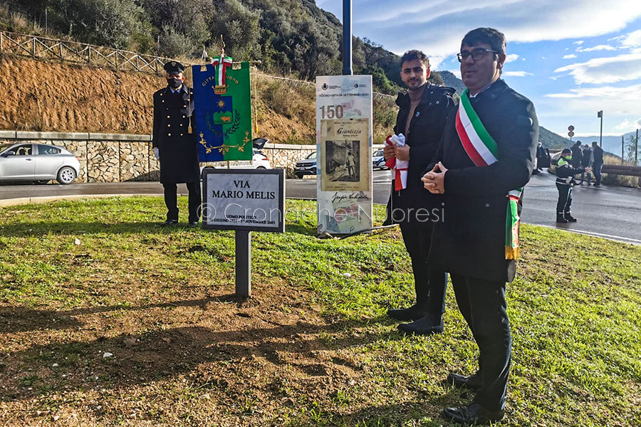 Nuoro. La città ricorda Mario Melis e Ariuccio Carta: intitolate una via e una piazza a loro nome