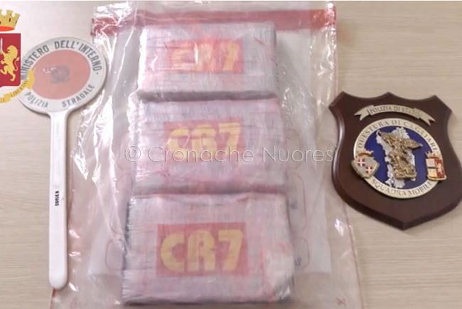 La cocaina scoperta nell'auto del nuorese
