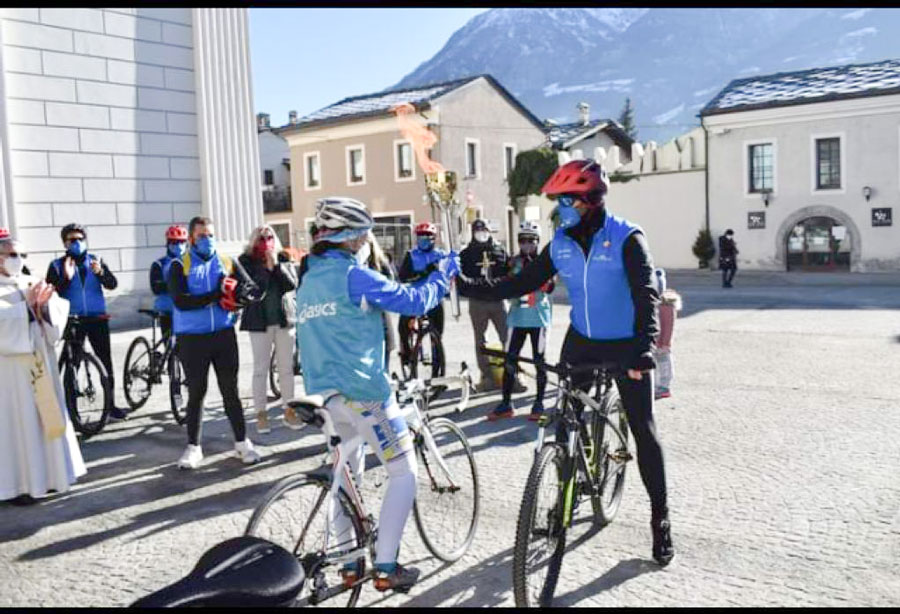 Una torcia per la pace fa il giro d’Italia: tra poco arriverà anche a Nuoro