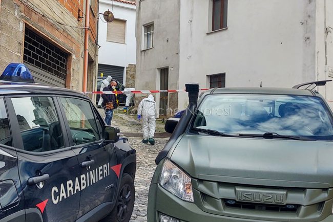Oliena, la scena dell'omicidio di Tonino Corrias (foto Cronache Nuoresi)