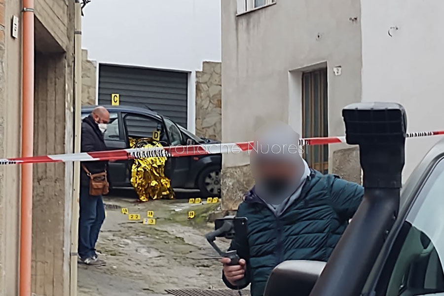 Omicidio a Oliena. Allevatore 59enne freddato a fucilate davanti a casa: era scampato a diversi agguati