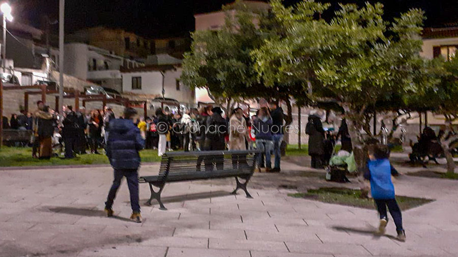 Nuoro. Terzo aperitivo no-vax in piazza su Connottu