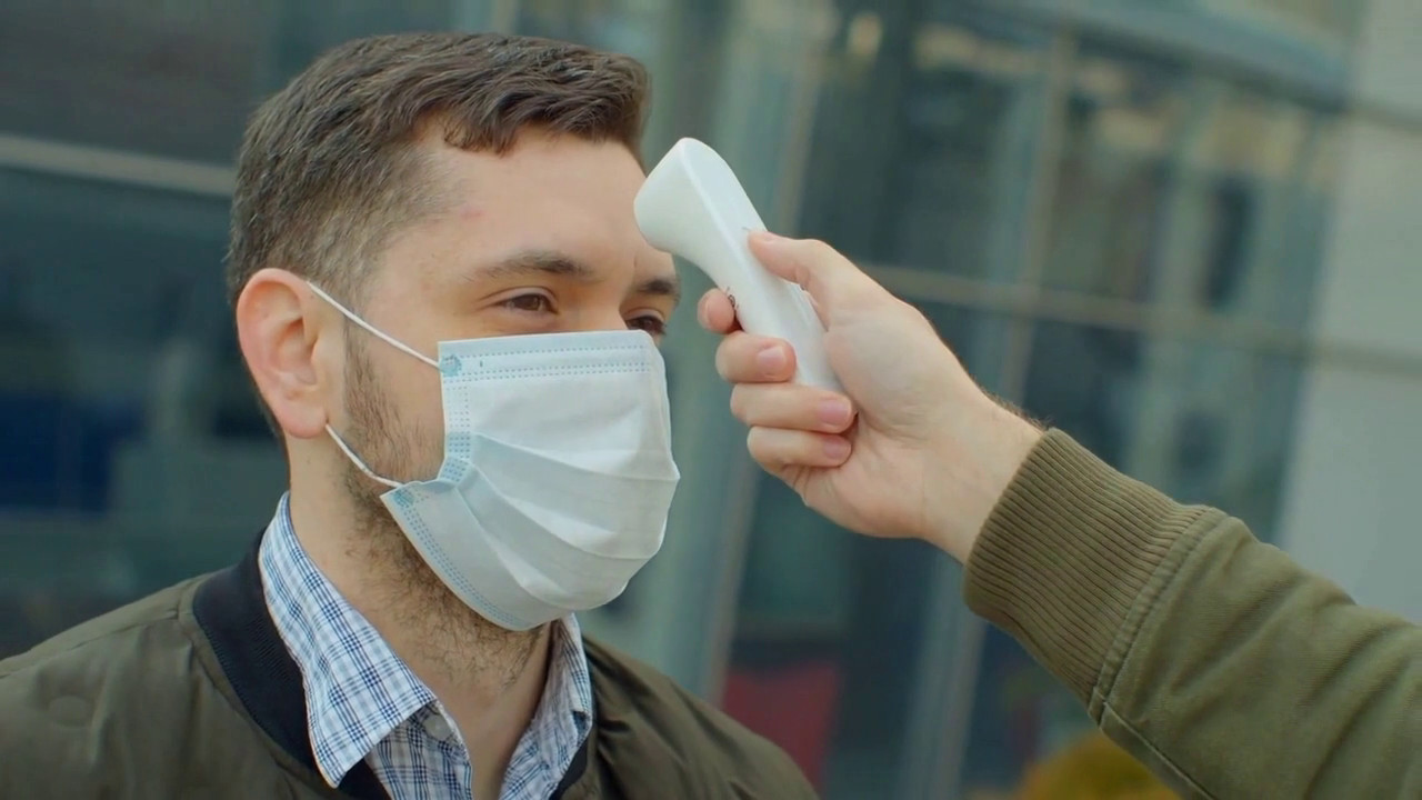 In Sardegna boccata d’ossigeno per il Covid: meno casi e lieve calo dei ricoveri